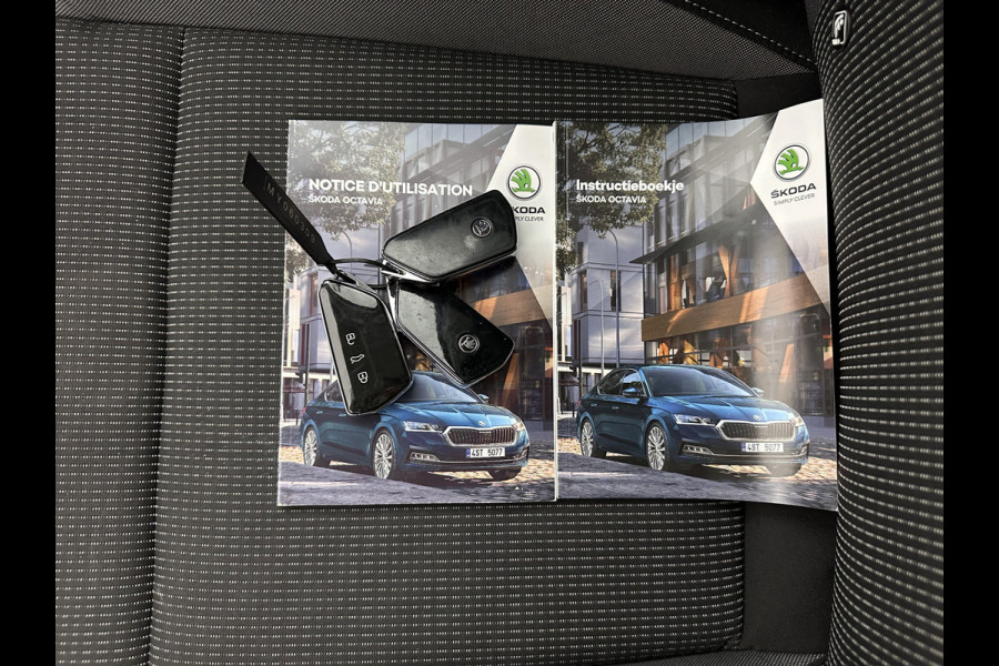 Škoda Octavia Combi 1.0 TSI Business Edition Plus (INCL.BTW) *FULL-LED | NAVI-FULLMAP | HEATED-COMFORTSEATS | DIGI-COCKPIT | CAMERA | KEYLESS | DAB | AMBIENT-LIGHT | PRIVACY-GLASS | ECC | PDC | CRUISE | 17''ALU*