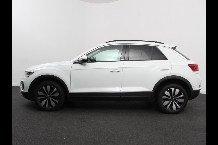 Volkswagen T-Roc 1.0 TSI 110pk Move Navigatie Apple Carpla/Android Auto Digitale Cockpit Climate Control Lichtmetalen velgen Dab