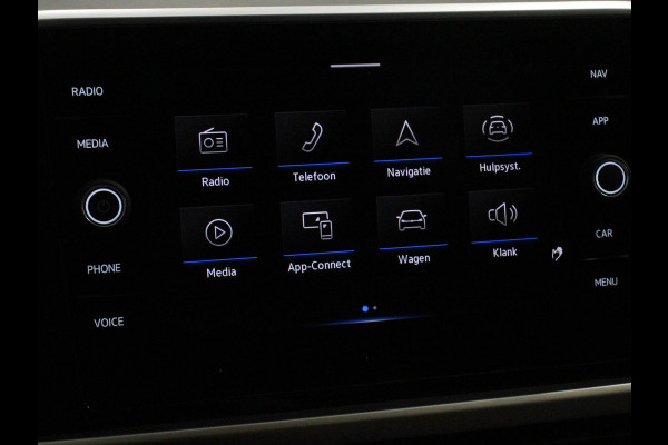 Volkswagen T-Roc 1.0 TSI 110pk Move Navigatie Apple Carpla/Android Auto Digitale Cockpit Climate Control Lichtmetalen velgen Dab