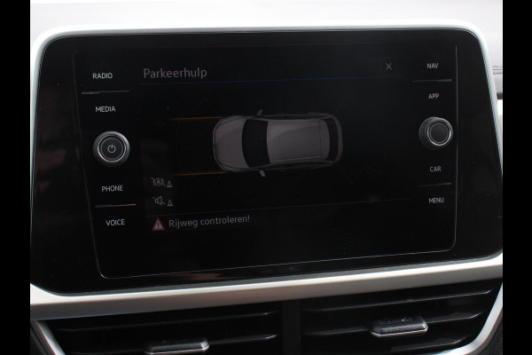 Volkswagen T-Roc 1.0 TSI 110pk Move Navigatie Apple Carpla/Android Auto Digitale Cockpit Climate Control Lichtmetalen velgen Dab