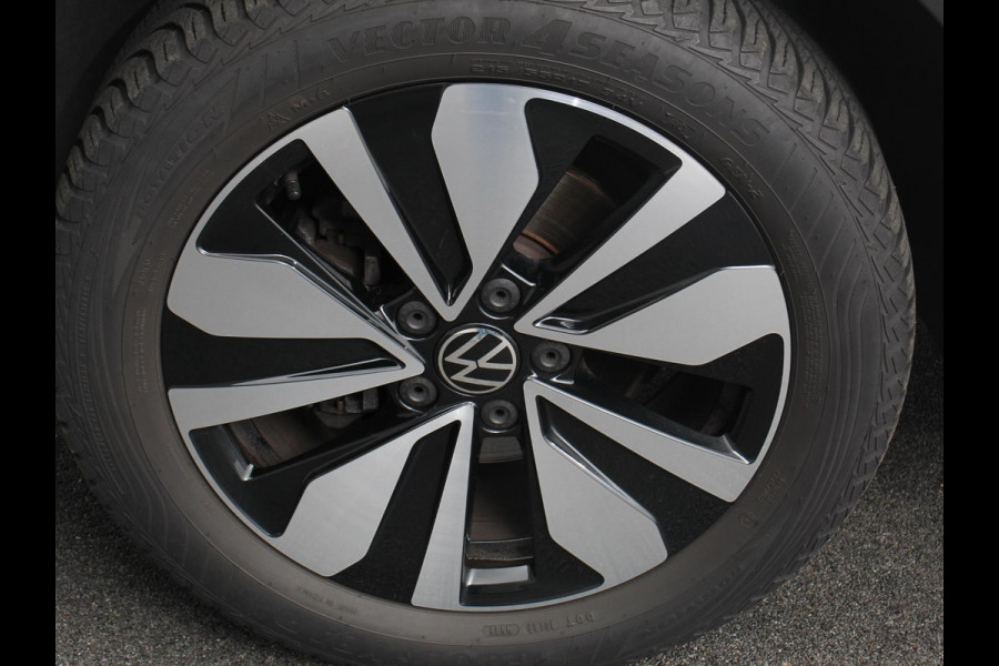 Volkswagen T-Roc 1.0 TSI 110pk Move Navigatie Apple Carpla/Android Auto Digitale Cockpit Climate Control Lichtmetalen velgen Dab