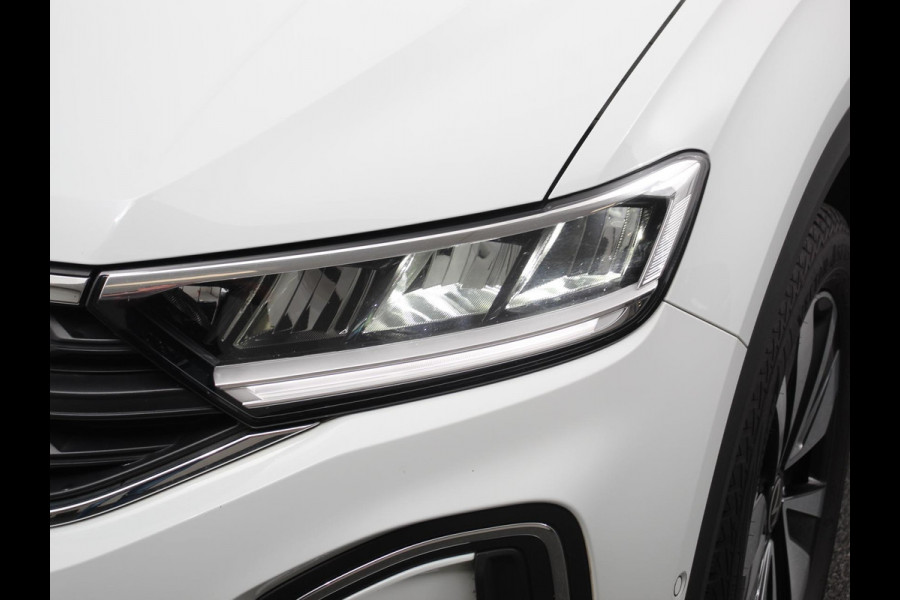 Volkswagen T-Roc 1.0 TSI 110pk Move Navigatie Apple Carpla/Android Auto Digitale Cockpit Climate Control Lichtmetalen velgen Dab