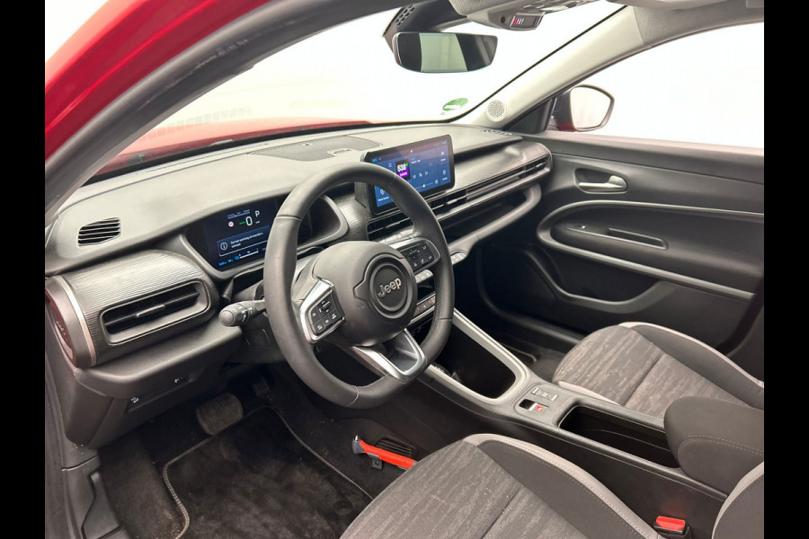 Jeep Avenger Altitude 54 kWh | SOH 95% | Adapt.Cruise/Control | Apple/Carplay | Origineel NL |