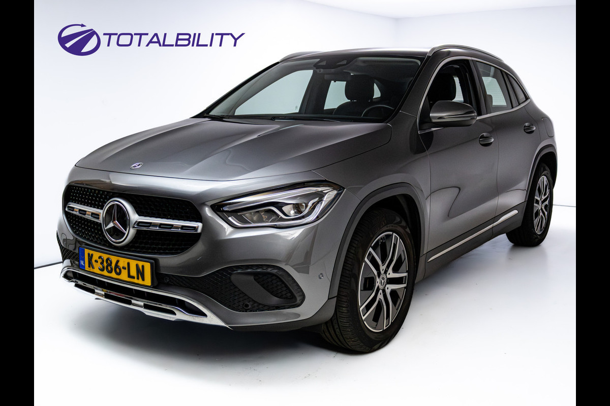 Mercedes-Benz GLA 200 Business Solution Luxury | Nieuw Model | Led-high performance | Stoelverwarming | Cruise Navigatie , Carplay/Android auto, Winterwielenset