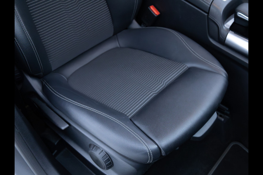 Mercedes-Benz GLA 200 Business Solution Luxury | Nieuw Model | Led-high performance | Stoelverwarming | Cruise Navigatie , Carplay/Android auto, Winterwielenset