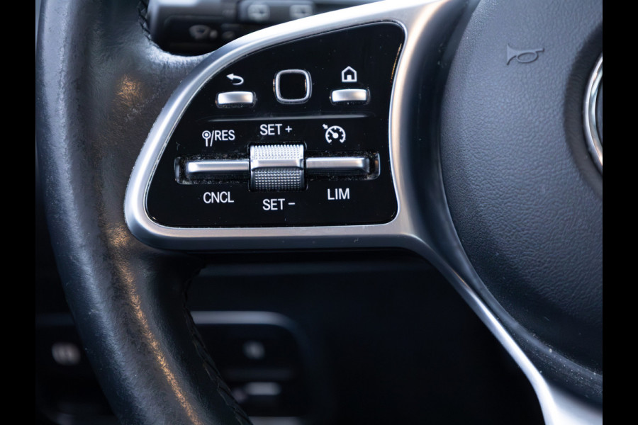 Mercedes-Benz GLA 200 Business Solution Luxury | Nieuw Model | Led-high performance | Stoelverwarming | Cruise Navigatie , Carplay/Android auto, Winterwielenset