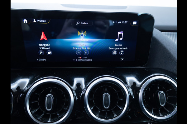 Mercedes-Benz GLA 200 Business Solution Luxury | Nieuw Model | Led-high performance | Stoelverwarming | Cruise Navigatie , Carplay/Android auto, Winterwielenset