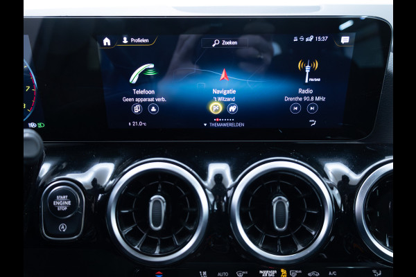 Mercedes-Benz GLA 200 Business Solution Luxury | Nieuw Model | Led-high performance | Stoelverwarming | Cruise Navigatie , Carplay/Android auto, Winterwielenset