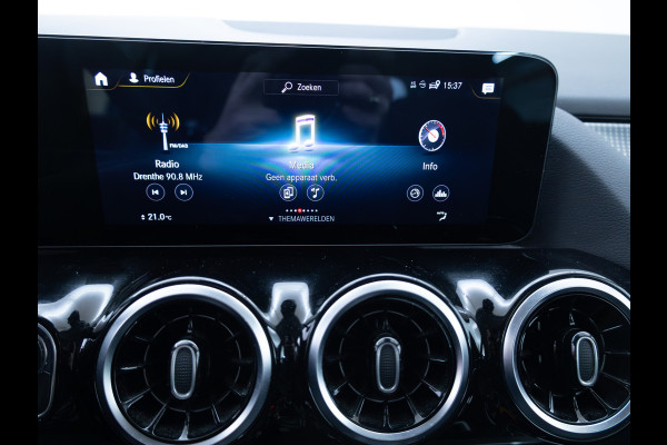 Mercedes-Benz GLA 200 Business Solution Luxury | Nieuw Model | Led-high performance | Stoelverwarming | Cruise Navigatie , Carplay/Android auto, Winterwielenset
