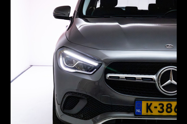 Mercedes-Benz GLA 200 Business Solution Luxury | Nieuw Model | Led-high performance | Stoelverwarming | Cruise Navigatie , Carplay/Android auto, Winterwielenset