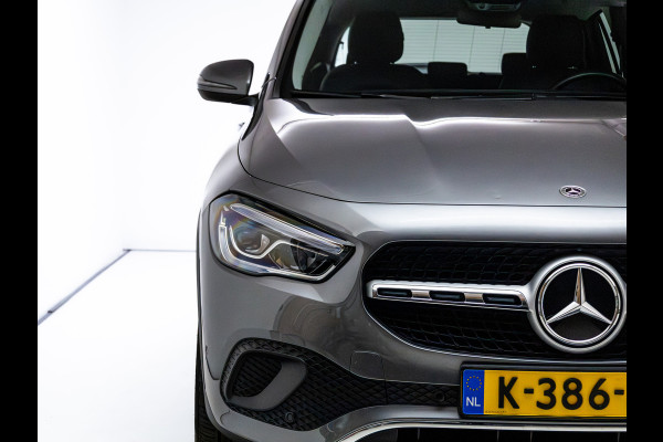 Mercedes-Benz GLA 200 Business Solution Luxury | Nieuw Model | Led-high performance | Stoelverwarming | Cruise Navigatie , Carplay/Android auto, Winterwielenset