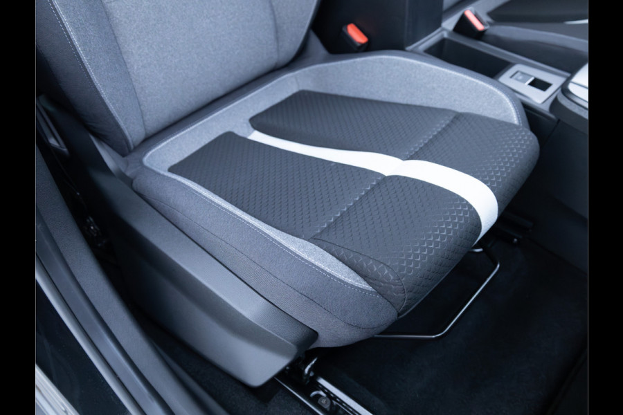 Opel Frontera Electric Edition 44 kWh | Stoel- Stuur Voorruitverwarming | Camera | Navigatie| Cruise-control, Carplay/Android auto, PDC achter, LED