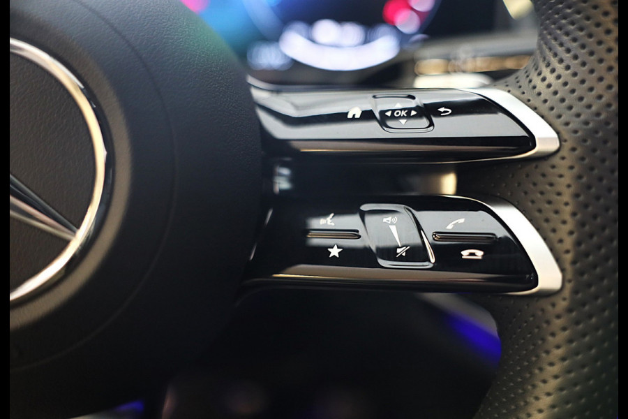 Mercedes-Benz E-Klasse 300 e AMG 53 Look / HYPERSCREEN / Acc / Memory / Elek Stoelen / 360 Camera / Dode Hoek / Open Pano / 21 Inc