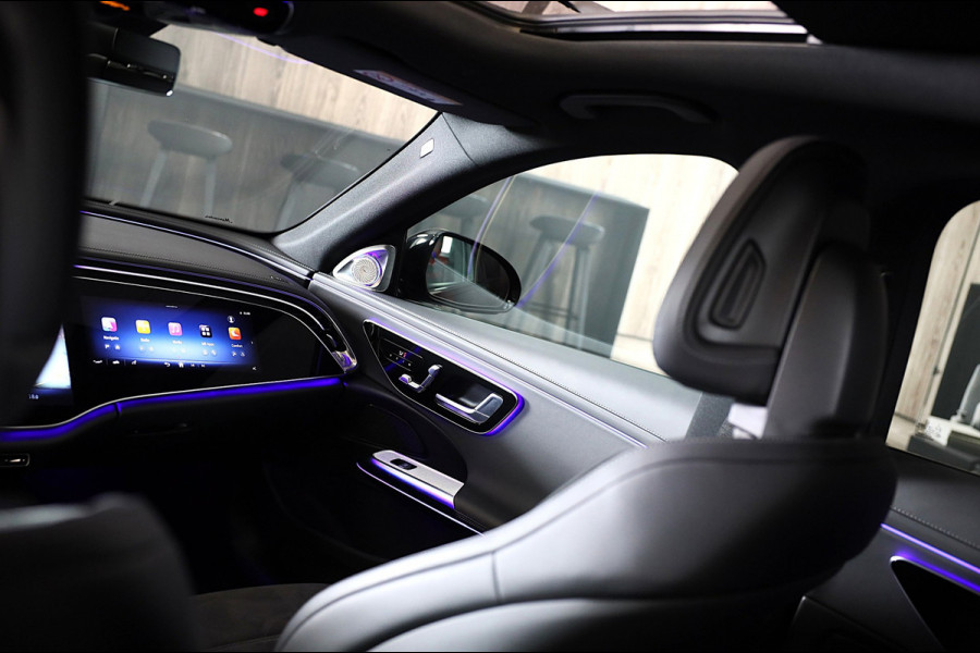 Mercedes-Benz E-Klasse 300 e AMG 53 Look / HYPERSCREEN / Acc / Memory / Elek Stoelen / 360 Camera / Dode Hoek / Open Pano / 21 Inc