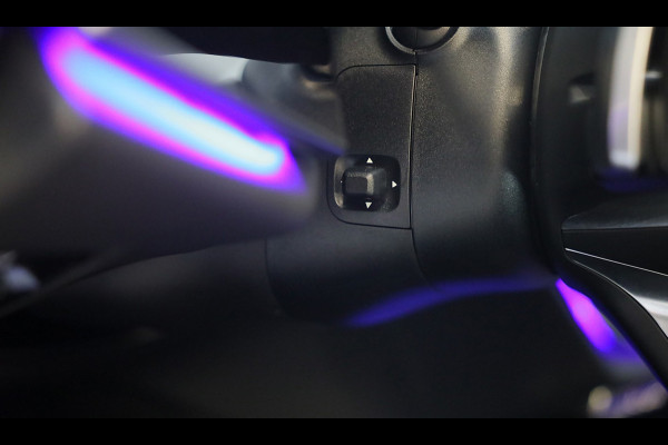 Mercedes-Benz E-Klasse 300 e AMG 53 Look / HYPERSCREEN / Acc / Memory / Elek Stoelen / 360 Camera / Dode Hoek / Open Pano / 21 Inc