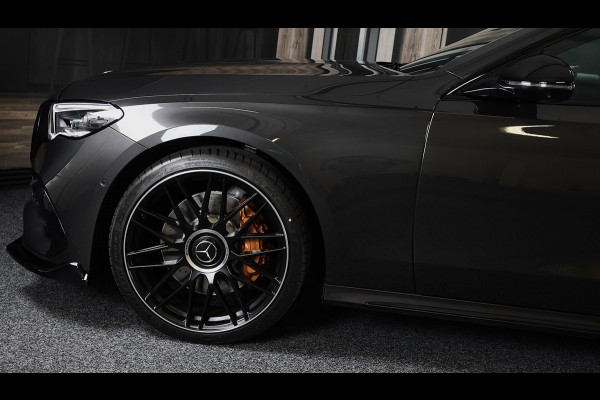 Mercedes-Benz E-Klasse 300 e AMG 53 Look / HYPERSCREEN / Acc / Memory / Elek Stoelen / 360 Camera / Dode Hoek / Open Pano / 21 Inc