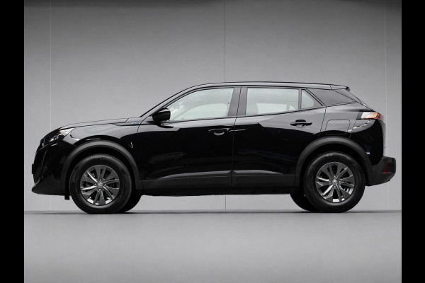 Peugeot e-2008 EV Active Pack 50 kWh Sport (APPLE CARPLAY,NAVI,CAMERA,STOELVERWARMING,CLIMATE,CRUISE,LED,LM VELGEN,NETTE STAAT)