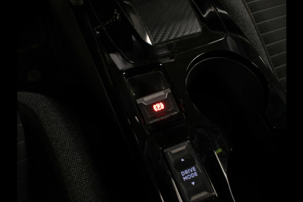 Peugeot e-2008 EV Active Pack 50 kWh Sport (APPLE CARPLAY,NAVI,CAMERA,STOELVERWARMING,CLIMATE,CRUISE,LED,LM VELGEN,NETTE STAAT)
