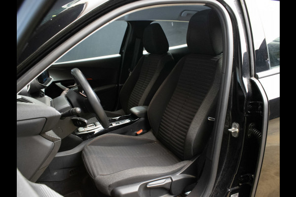 Peugeot e-2008 EV Active Pack 50 kWh Sport (APPLE CARPLAY,NAVI,CAMERA,STOELVERWARMING,CLIMATE,CRUISE,LED,LM VELGEN,NETTE STAAT)