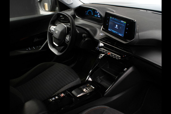 Peugeot e-2008 EV Active Pack 50 kWh Sport (APPLE CARPLAY,NAVI,CAMERA,STOELVERWARMING,CLIMATE,CRUISE,LED,LM VELGEN,NETTE STAAT)