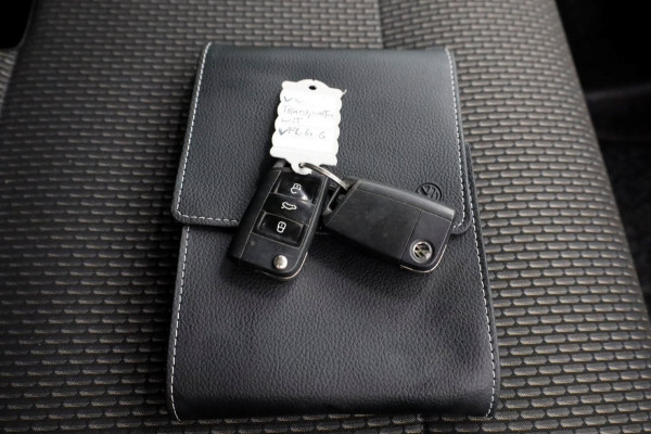 Volkswagen Transporter T6.1 2.0 TDI 110pk L1H1 Comfortline Airco/Navi/Camera/Inrichting 04-2020