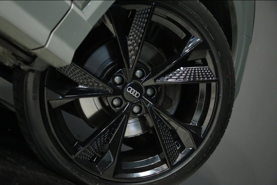 Audi Q2 40 TFSI quattro / PANO / RS Wielen / LEDER / CAMERA / NAVI