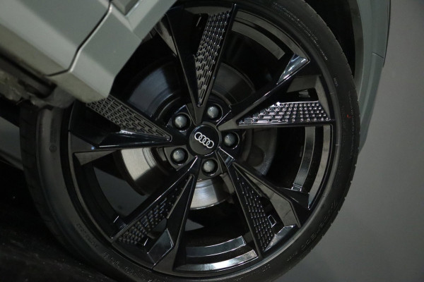 Audi Q2 40 TFSI quattro / PANO / RS Wielen / LEDER / CAMERA / NAVI