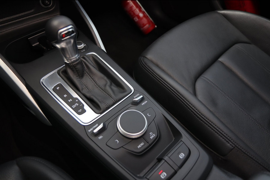 Audi Q2 40 TFSI quattro / PANO / RS Wielen / LEDER / CAMERA / NAVI