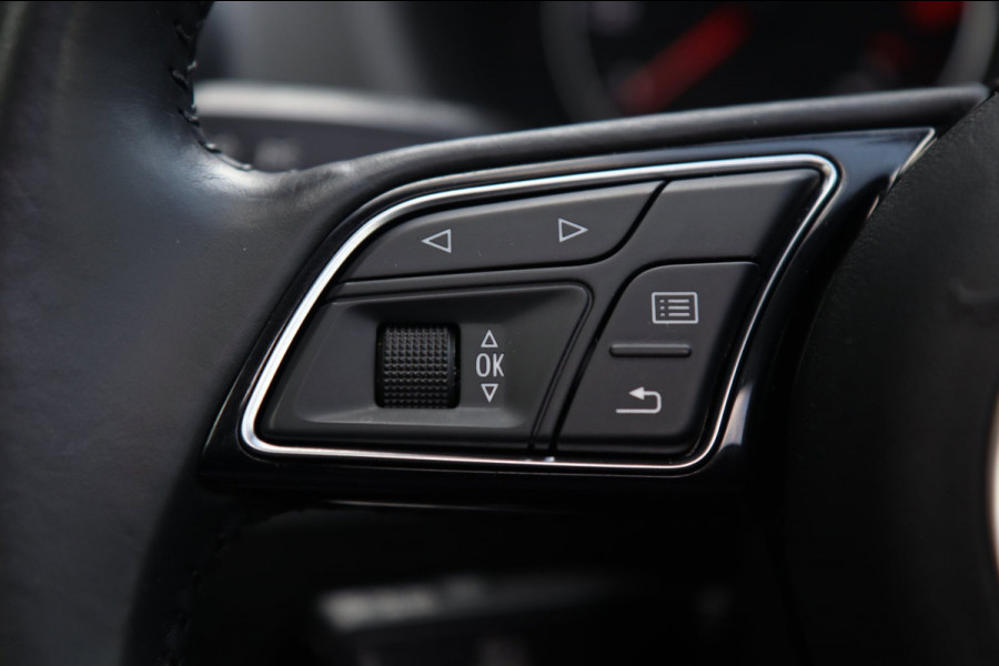 Audi Q2 40 TFSI quattro / PANO / RS Wielen / LEDER / CAMERA / NAVI