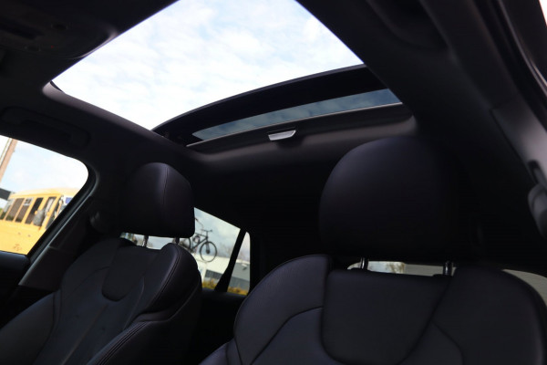 Audi Q2 40 TFSI quattro / PANO / RS Wielen / LEDER / CAMERA / NAVI