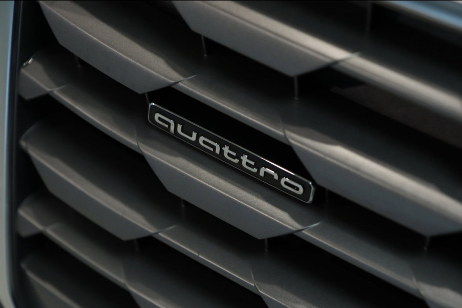 Audi Q2 40 TFSI quattro / PANO / RS Wielen / LEDER / CAMERA / NAVI