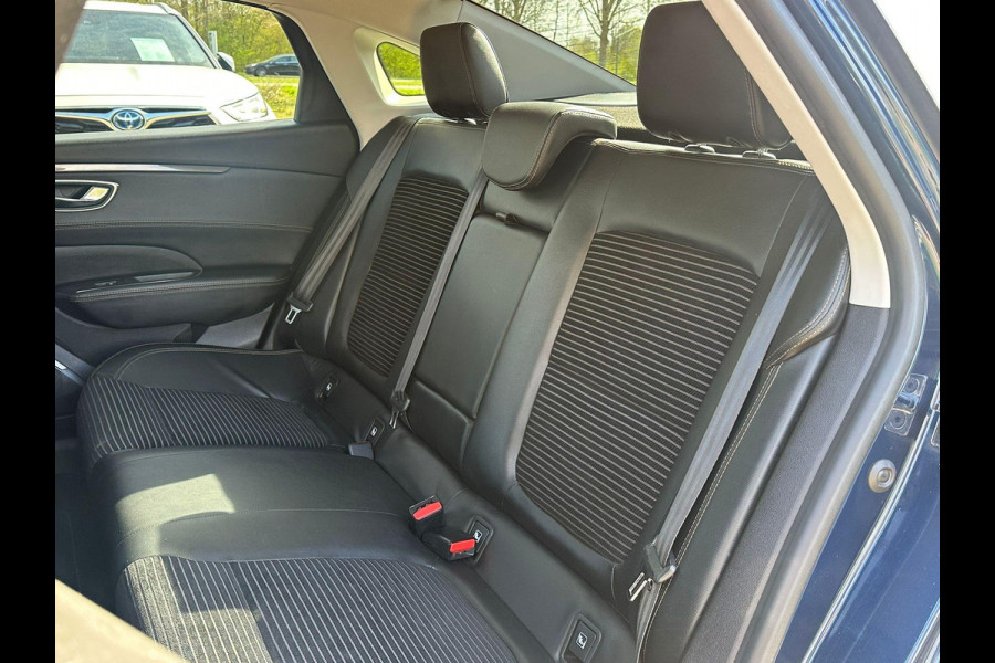 Renault Talisman 1.6 TCe Intens 150pk Automaat Trekhaak | 4Control | BOSE Audio | Dodehoeksensoren | Navigatie | Achteruitrijcamera | Full LED |