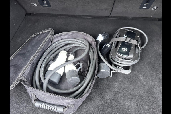 MG EHS 1.5 TGDI Luxury VAN € 25.900,- VOOR € 22.330,- UW LENTEVOORDEEL € 3.570,-! | PHEV | MEGA COMPLEET! | COMPLETE HISTORIE AANWEZIG | FABRIEKSGARANTIE T/M 011-2030 | 52km WLTP ELECTR RIJBEREIK, TOTAAL RIJBEREIK TOT 1.000km! |