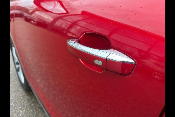 MG EHS 1.5 TGDI Luxury VAN € 25.900,- VOOR € 22.330,- UW LENTEVOORDEEL € 3.570,-! | PHEV | MEGA COMPLEET! | COMPLETE HISTORIE AANWEZIG | FABRIEKSGARANTIE T/M 011-2030 | 52km WLTP ELECTR RIJBEREIK, TOTAAL RIJBEREIK TOT 1.000km! |