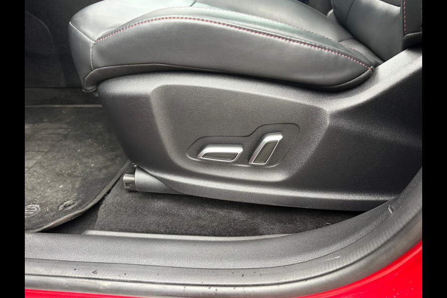 MG EHS 1.5 TGDI Luxury VAN € 25.900,- VOOR € 22.330,- UW LENTEVOORDEEL € 3.570,-! | PHEV | MEGA COMPLEET! | COMPLETE HISTORIE AANWEZIG | FABRIEKSGARANTIE T/M 011-2030 | 52km WLTP ELECTR RIJBEREIK, TOTAAL RIJBEREIK TOT 1.000km! |