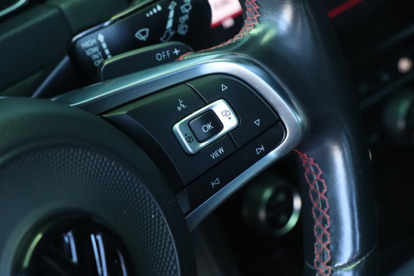 Volkswagen Golf 2.0 TSI GTI Performance | PANO / DYNAUDIO / VOL!