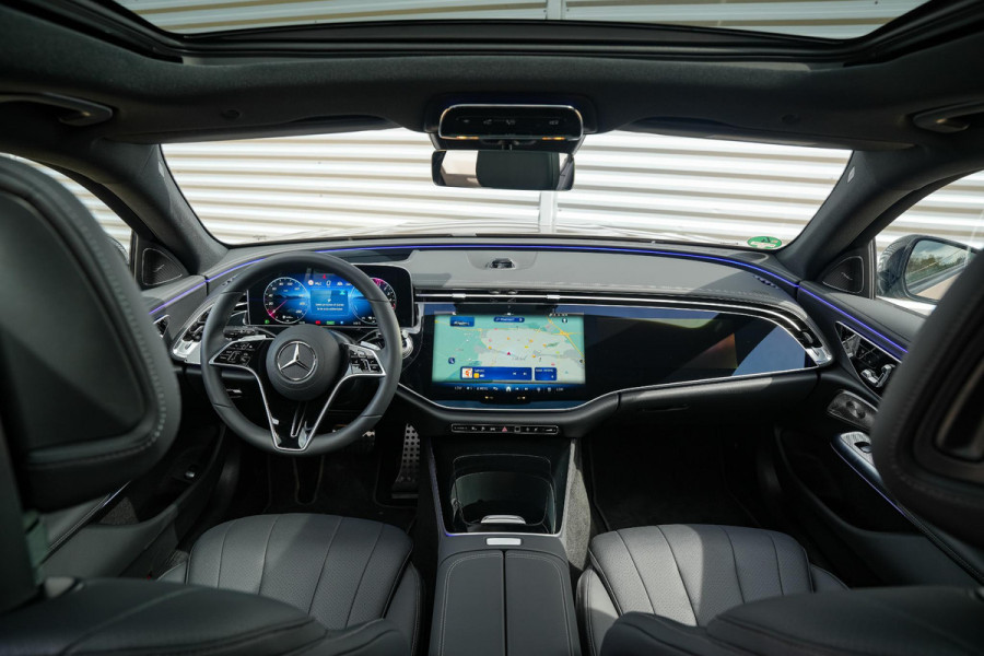 Mercedes-Benz E-Klasse All-Terrain 300 de 4MATIC All-Terrain Panoramadak Hyperscreen Adapt. Cruise Burmester HeadUp Luchtvering Trekhaak All Terrain