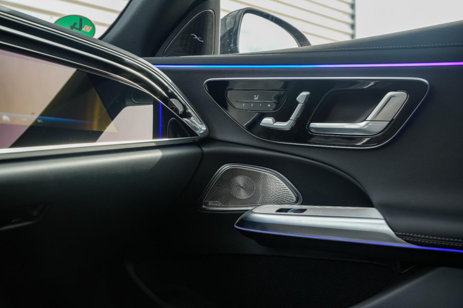 Mercedes-Benz E-Klasse All-Terrain 300 de 4MATIC All-Terrain Panoramadak Hyperscreen Adapt. Cruise Burmester HeadUp Luchtvering Trekhaak All Terrain