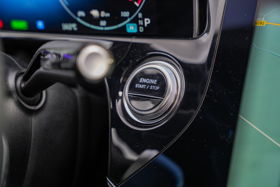 Mercedes-Benz E-Klasse All-Terrain 300 de 4MATIC All-Terrain Panoramadak Hyperscreen Adapt. Cruise Burmester HeadUp Luchtvering Trekhaak All Terrain