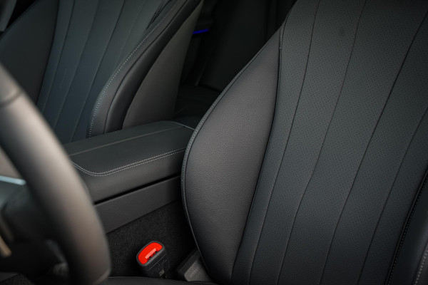 Mercedes-Benz E-Klasse All-Terrain 300 de 4MATIC All-Terrain Panoramadak Hyperscreen Adapt. Cruise Burmester HeadUp Luchtvering Trekhaak All Terrain