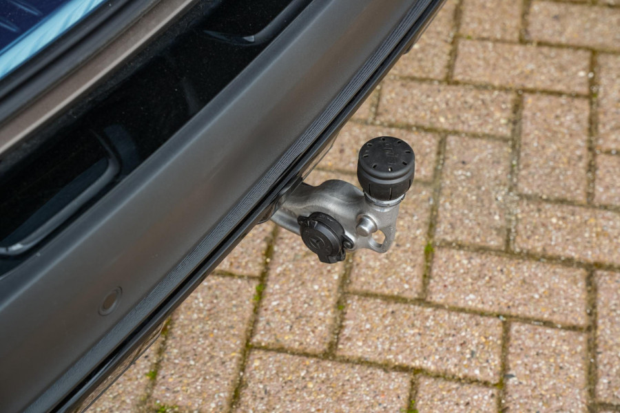 Mercedes-Benz E-Klasse All-Terrain 300 de 4MATIC All-Terrain Panoramadak Hyperscreen Adapt. Cruise Burmester HeadUp Luchtvering Trekhaak All Terrain