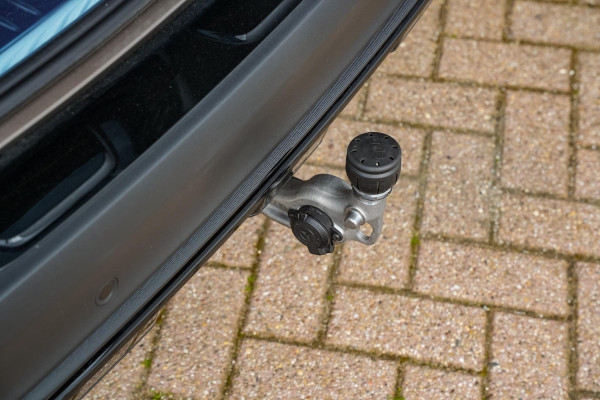 Mercedes-Benz E-Klasse All-Terrain 300 de 4MATIC All-Terrain Panoramadak Hyperscreen Adapt. Cruise Burmester HeadUp Luchtvering Trekhaak All Terrain