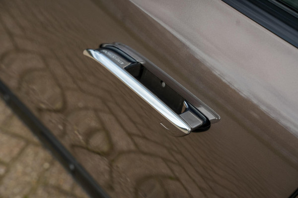 Mercedes-Benz E-Klasse All-Terrain 300 de 4MATIC All-Terrain Panoramadak Hyperscreen Adapt. Cruise Burmester HeadUp Luchtvering Trekhaak All Terrain