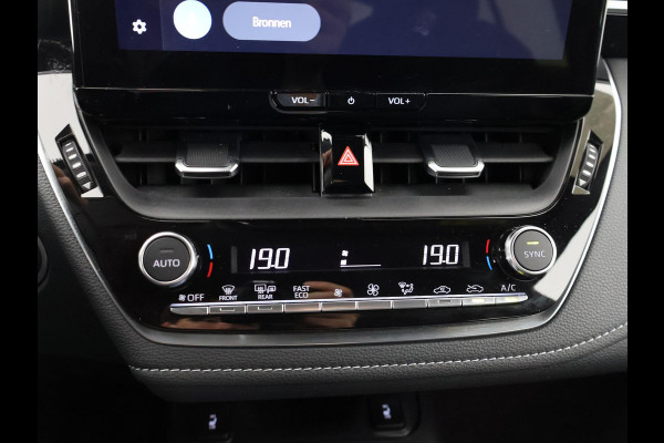 Toyota Corolla Hybrid 140 Black Edition | Stuur-& Stoelverwarming | Apple Carplay & AndroidAUTO | Adaptieve cruise control
