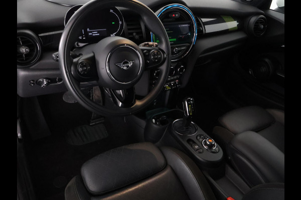 MINI Cooper Charged 33 kWh ACCU 97% Cooper Electric | (184 PK) | Navigatie | Stoelverwarming | 1e eigenaar |