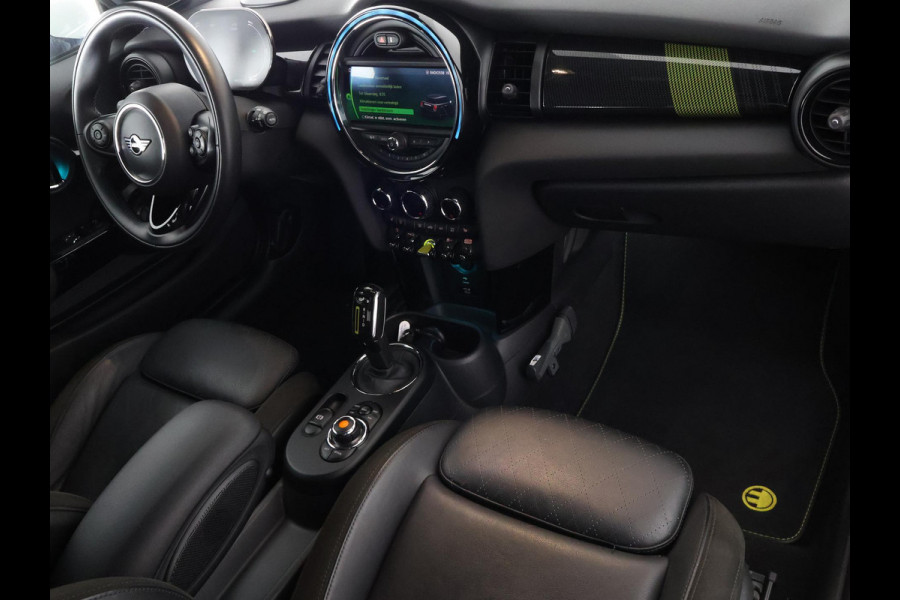MINI Cooper Charged 33 kWh ACCU 97% Cooper Electric | (184 PK) | Navigatie | Stoelverwarming | 1e eigenaar |