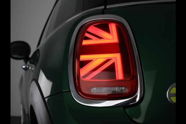 MINI Cooper Charged 33 kWh ACCU 97% Cooper Electric | (184 PK) | Navigatie | Stoelverwarming | 1e eigenaar |