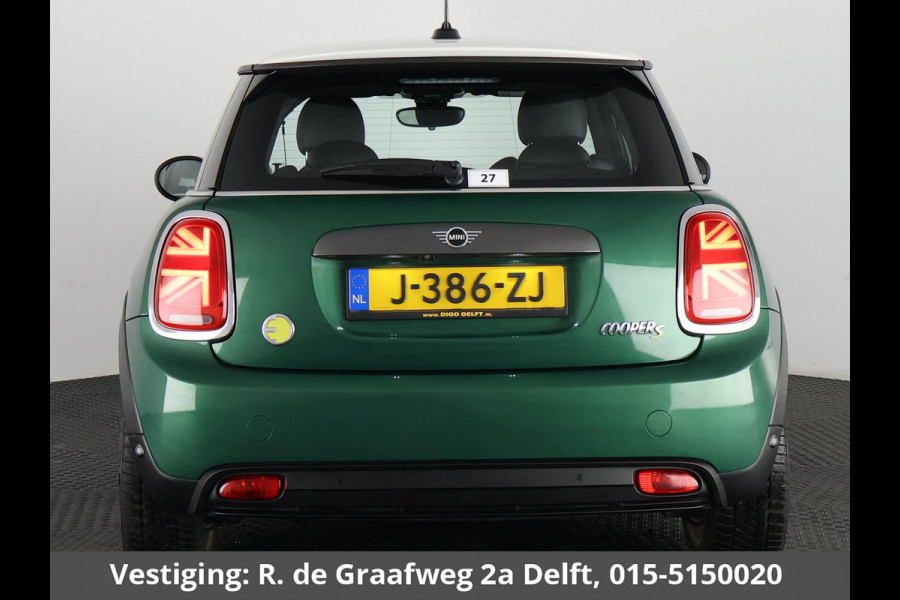 MINI Cooper Charged 33 kWh ACCU 97% Cooper Electric | (184 PK) | Navigatie | Stoelverwarming | 1e eigenaar |