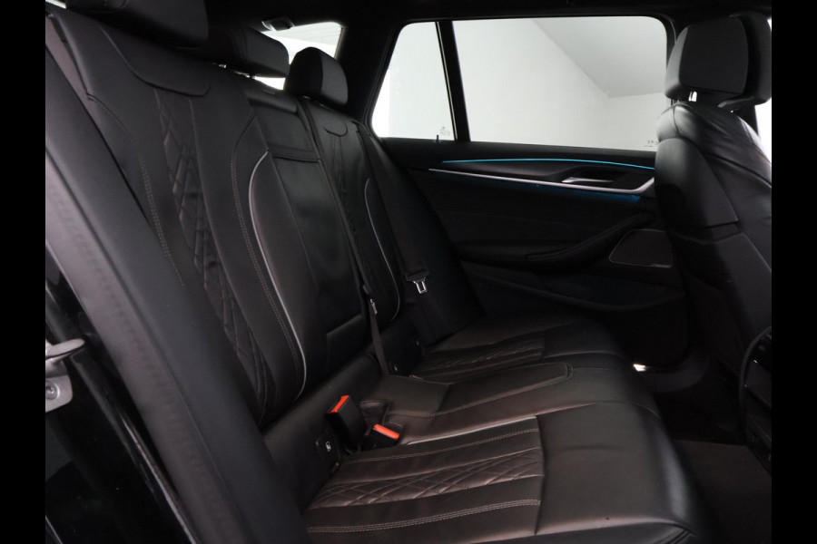 BMW 5 Serie Touring 530e Business Edition Plus M-Pakket | Stoelverwarming | Harman Kardon | Panoramadak |