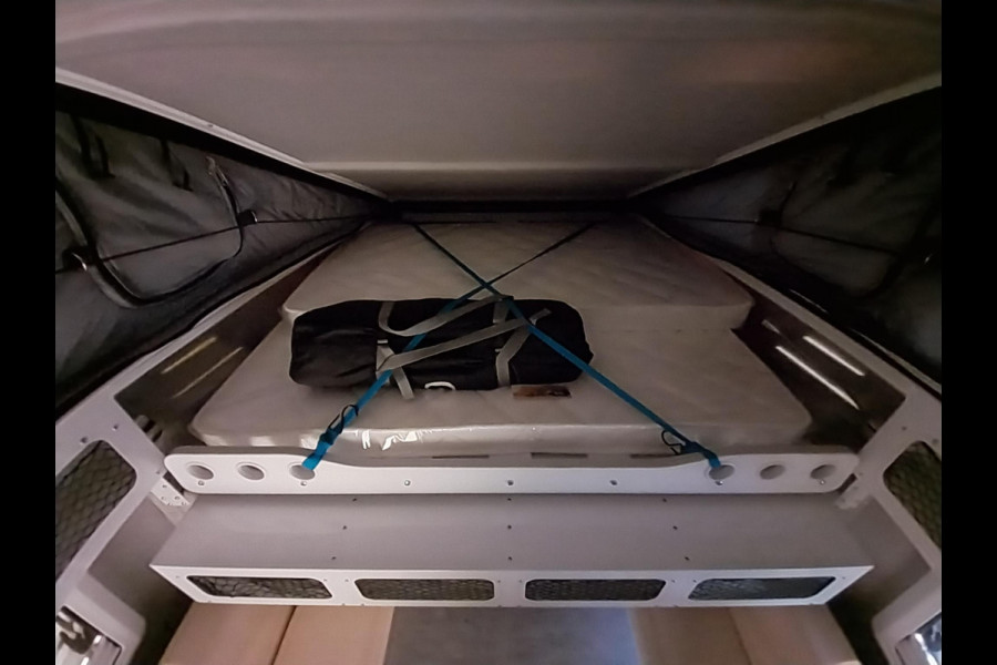 Toyota Hilux CAMPER OPBOUW *NIEUW* (€25.000,- ex.BTW) / €30.250,- incl. BTW